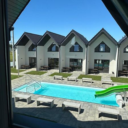 Domki Aurora Klimatyzowane, Z Podgrzewanym Basenem I Zjezdzalnia Wodna Rewal Exterior foto